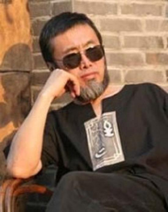 国际著名艺术家一一关玉良笔下【公牛出东方】作品鉴赏