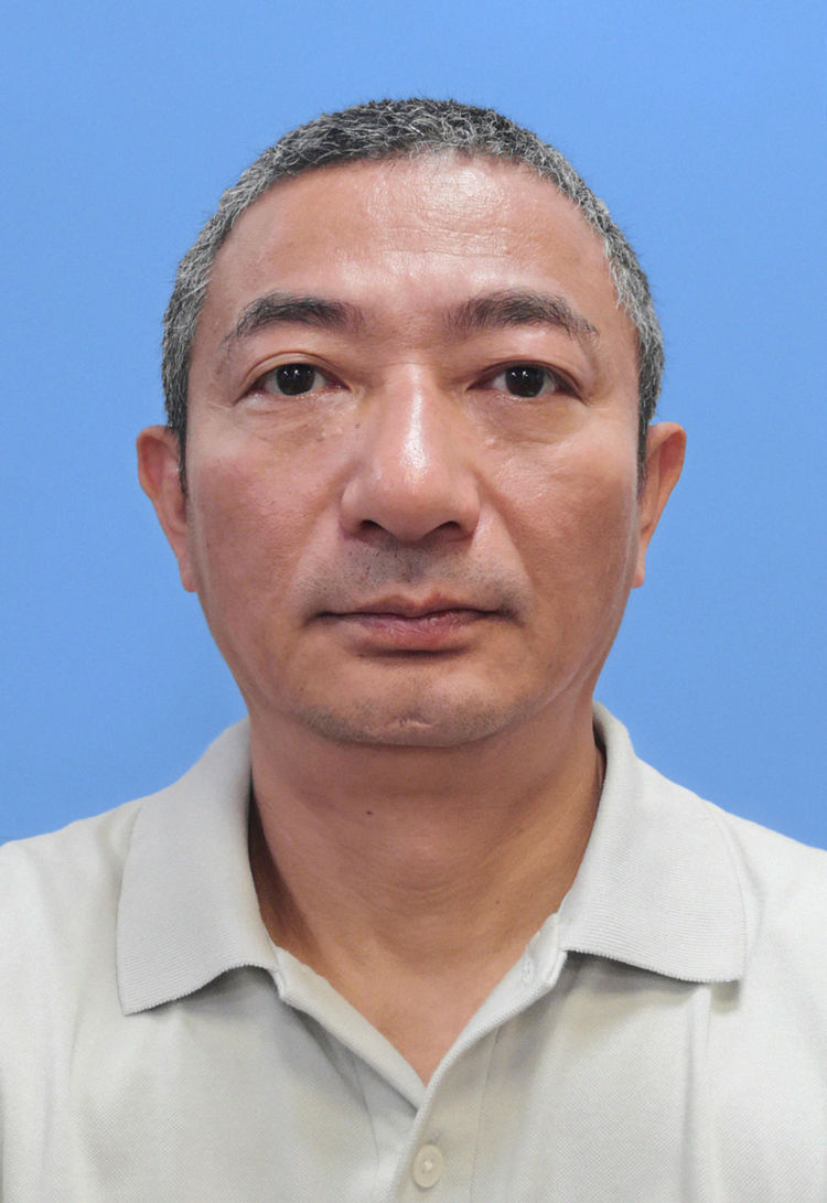 画布上的执着——画家柯铭峰的艺术探索与实践