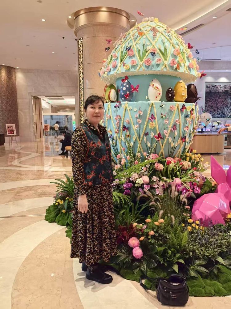 画家李艳作品成功入选北京机场《中国文化艺术品代言》主题巡展