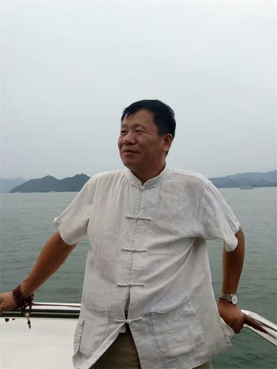 艺术特别报道丨色彩里的乡土记忆——专访国画大家谌叶庆