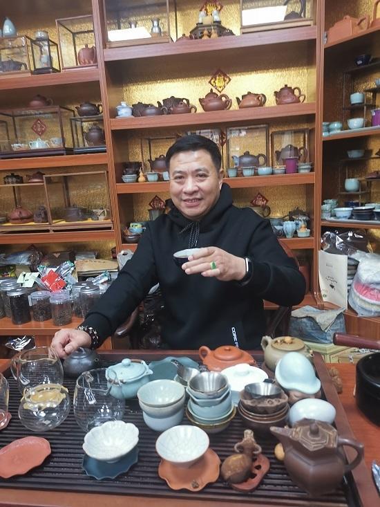 墨染津门山水间：丁炳深的书画艺术人生与赤子情怀