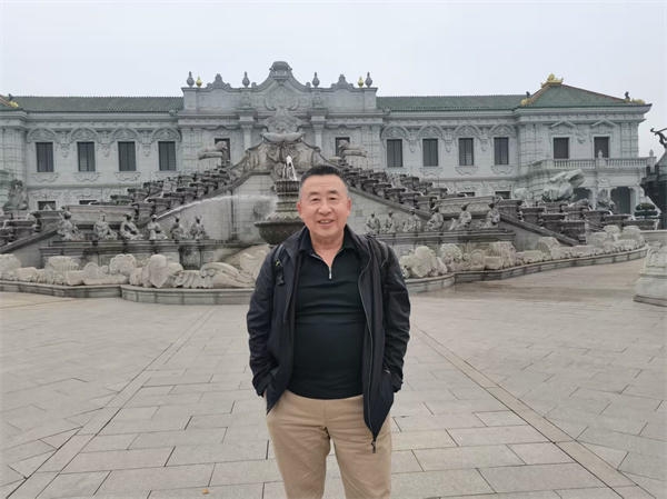 【2025迎国庆●贺金秋】——特邀著名画家王英武