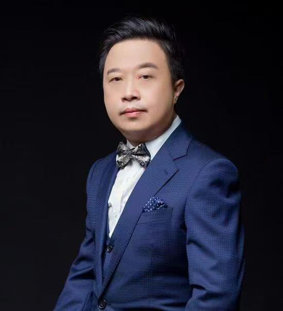 【2025迎国庆●贺金秋】——特邀著名画家吴子英