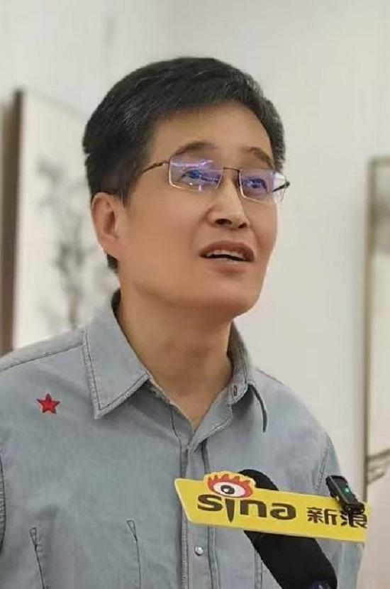 【2025迎国庆●贺金秋】——特邀著名画家南海岩