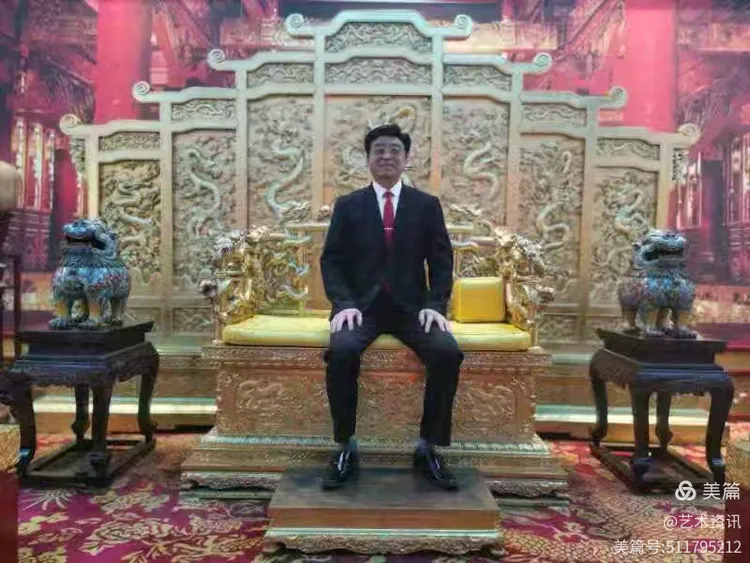 著名书法家由滨作品欣赏