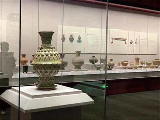 画家师文娟丨赋能传统艺术新力量，构建新时代古书画研究创作高地