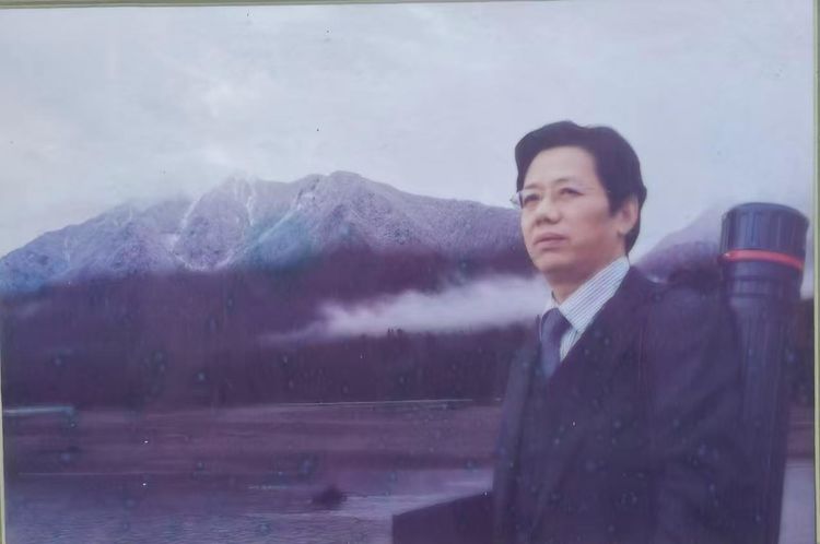 著名诗书画名家郑文乔诗歌赏鉴