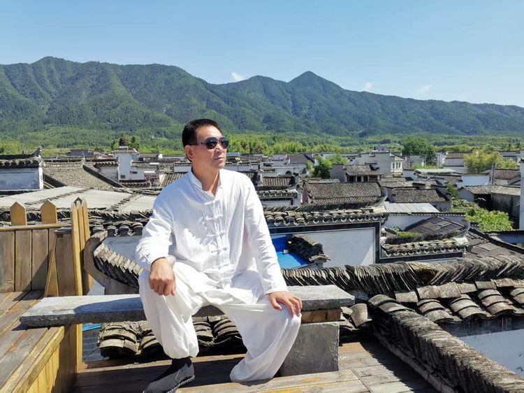 山河入卷·万象生辉一一2025全球影响力艺术家张文军