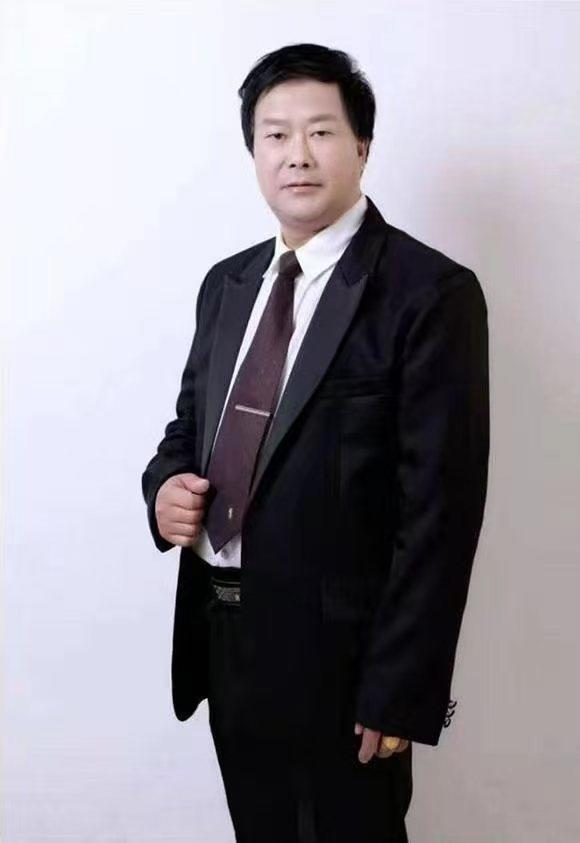 笔墨铸魂 大爱践行——致敬书法名家荣先元先生