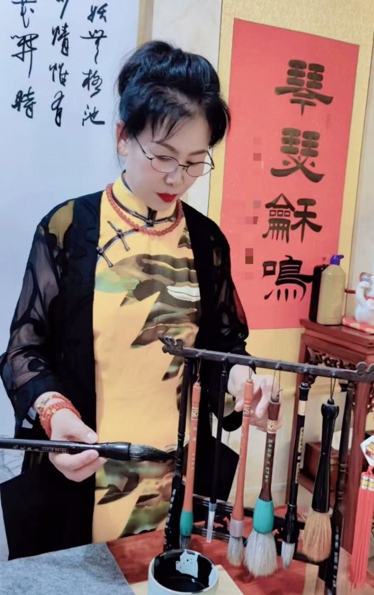 书法家林鸿《2025年度百强艺术家榜单》专题报道