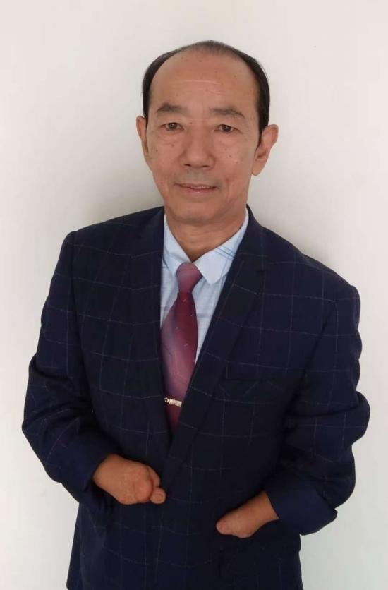 艺术家张玉杰最新润格——笔墨间的“书画大家”